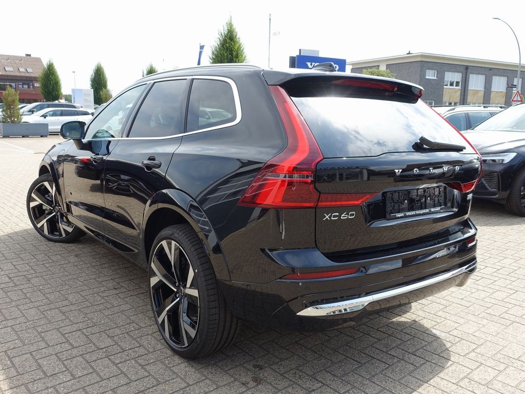 Volvo XC60 2025