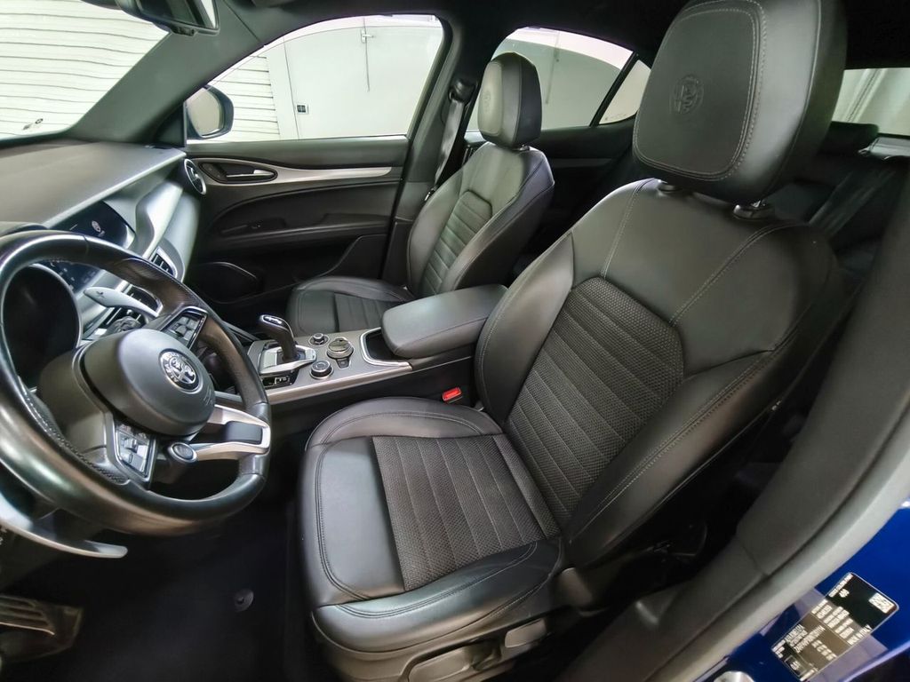 Alfa Romeo Stelvio 2022