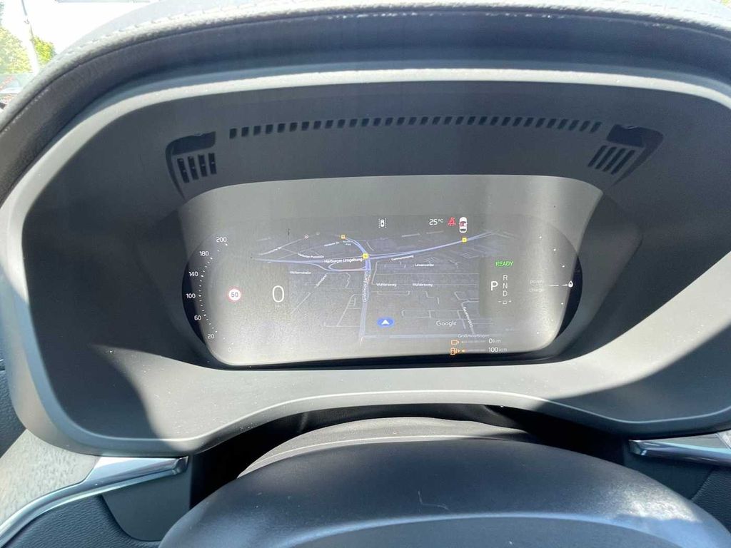 Volvo XC60 2025