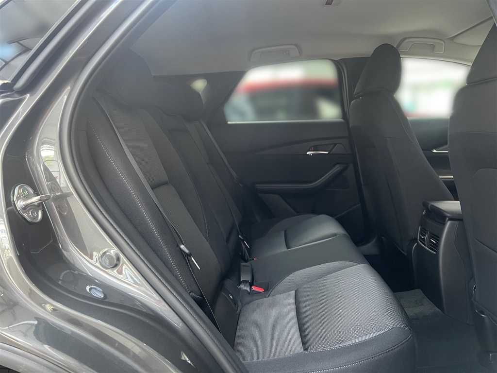 Mazda CX-30 2025