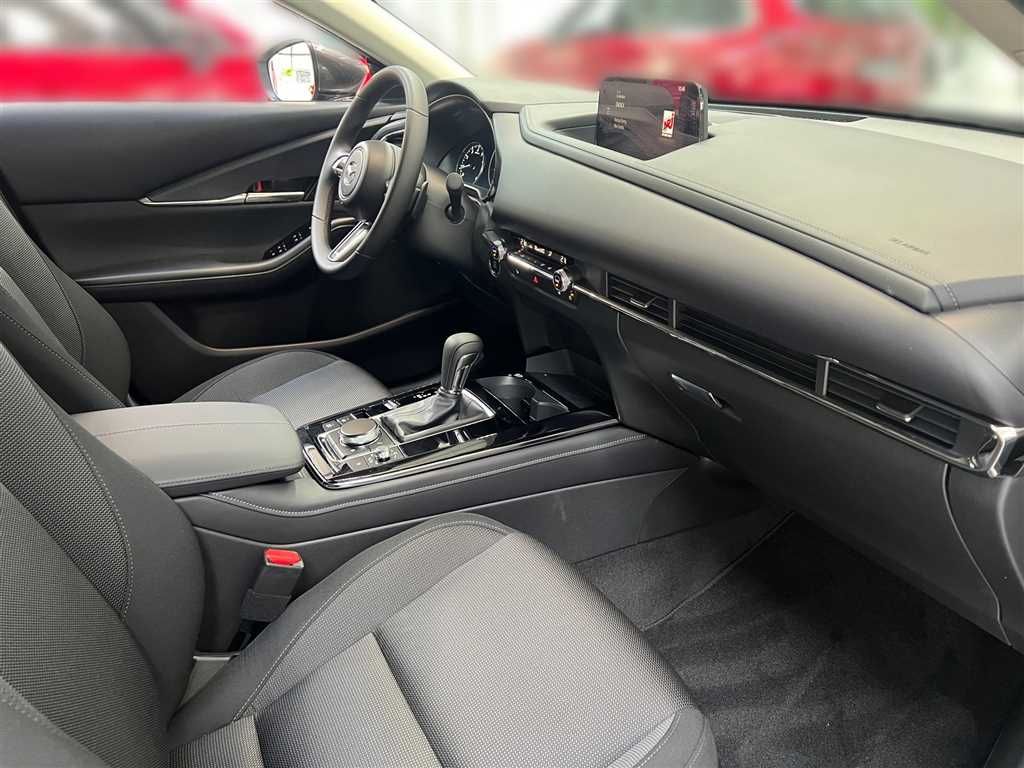 Mazda CX-30 2025