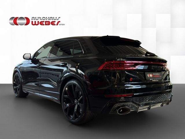 Audi RSQ8 2023