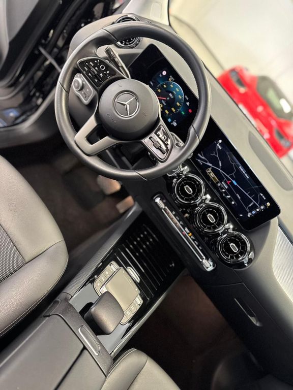 Mercedes-Benz GLA 220 2023