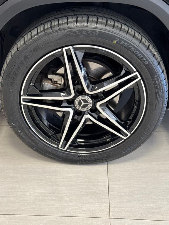 Mercedes-Benz GLA 220 2023