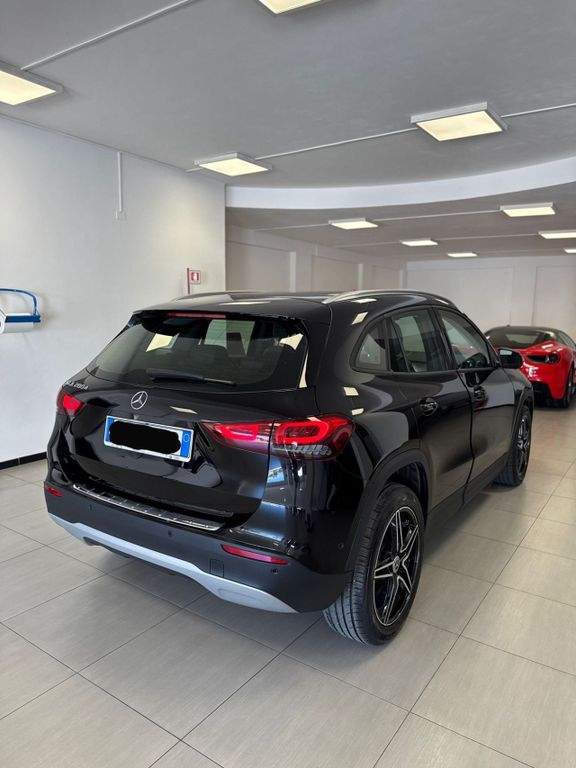 Mercedes-Benz GLA 220 2023