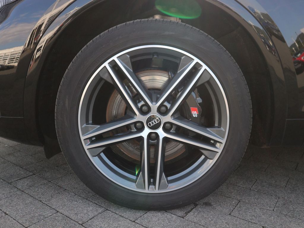 Audi SQ5 2021