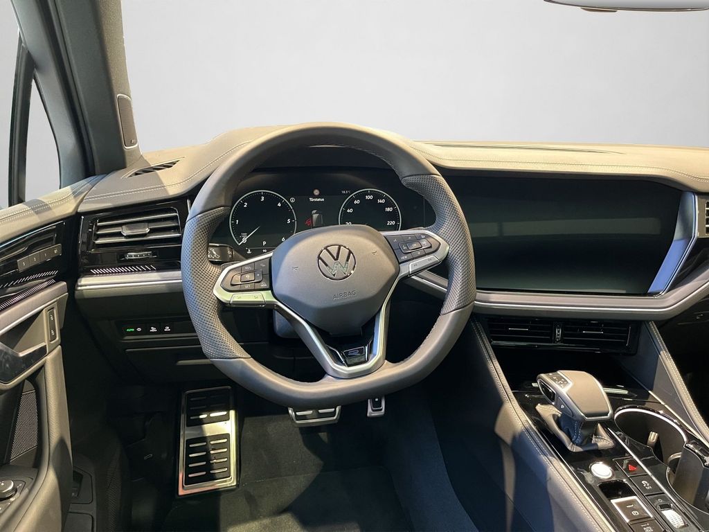 Volkswagen Touareg 2025