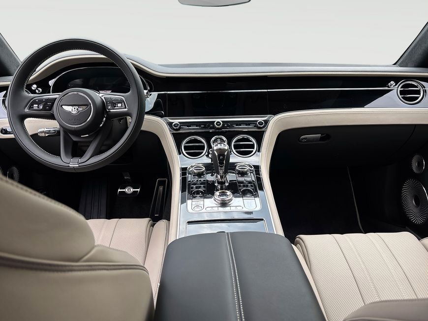 Bentley Continental GT 2025