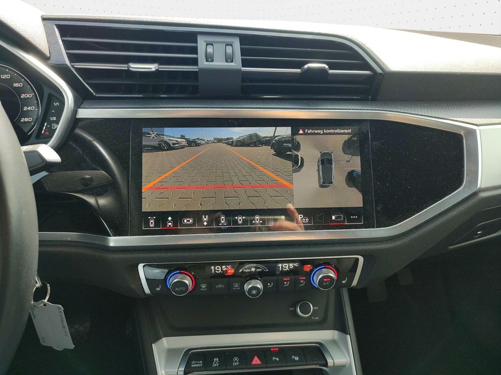 Audi Q3 2023