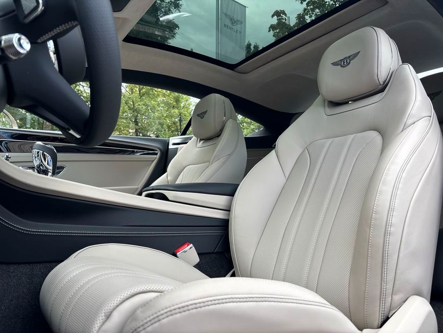 Bentley Continental GT 2025