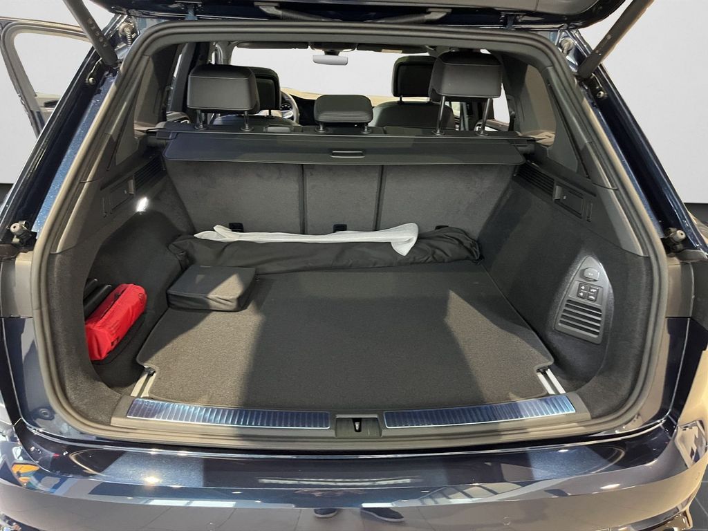 Volkswagen Touareg 2025