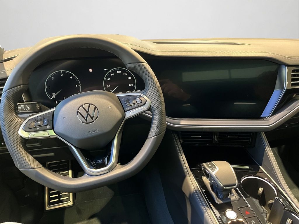 Volkswagen Touareg 2025