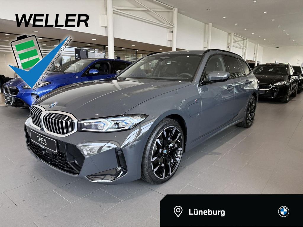BMW 330 2025