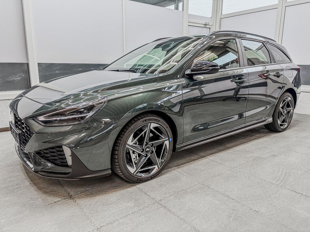 Hyundai i30 2025
