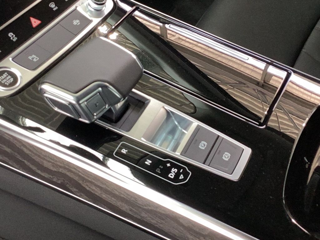 Audi A8 2023