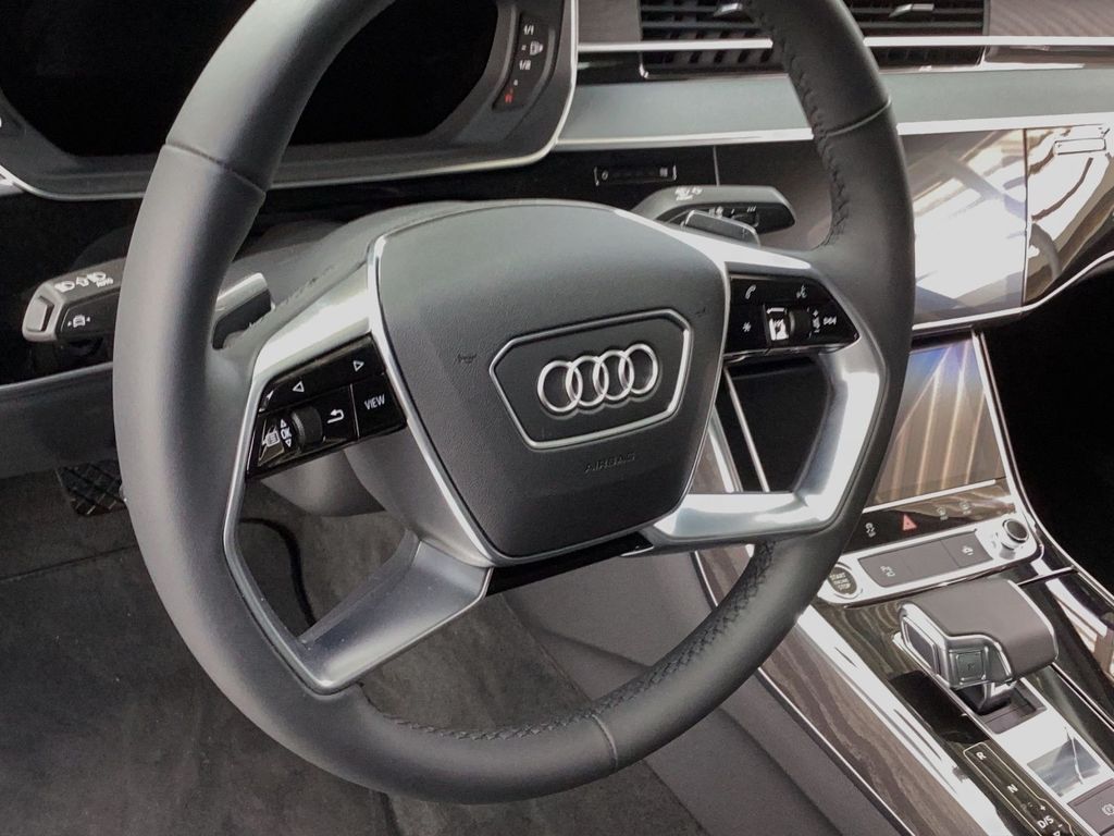 Audi A8 2023