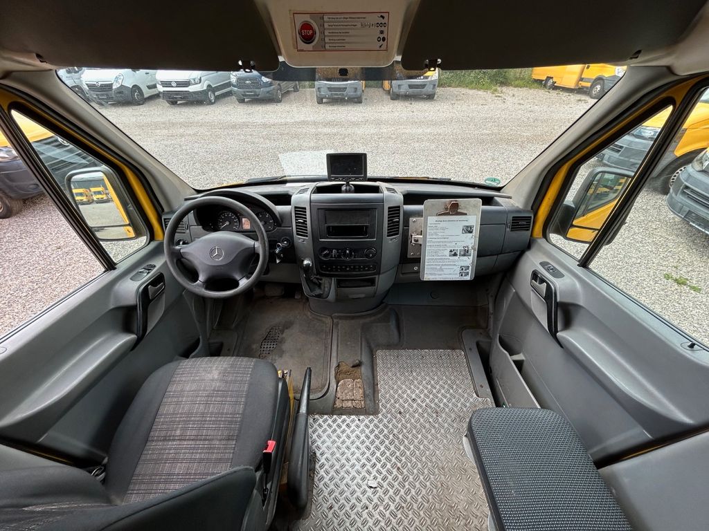 Mercedes-Benz Sprinter 2011