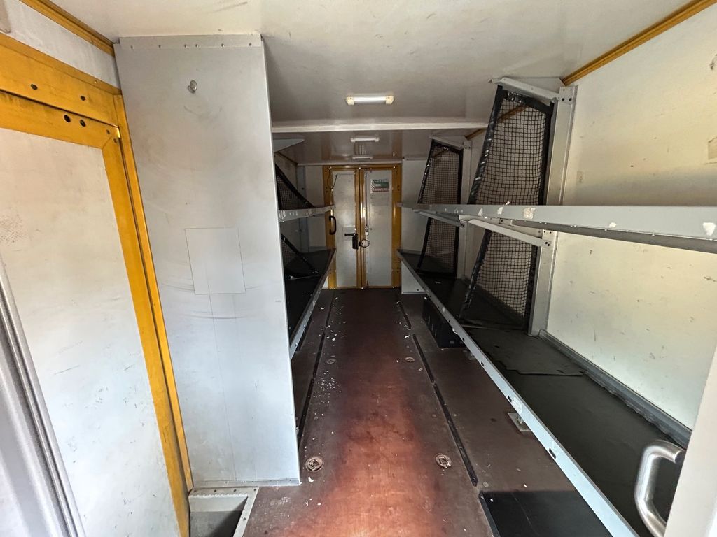 Mercedes-Benz Sprinter 2011