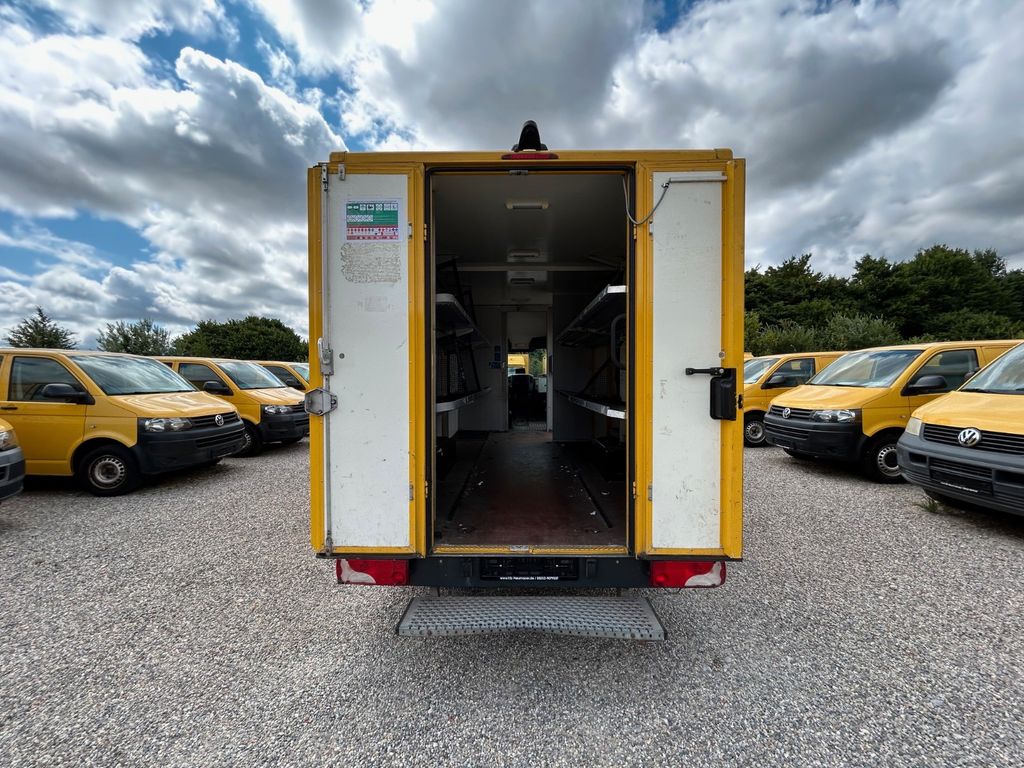 Mercedes-Benz Sprinter 2011