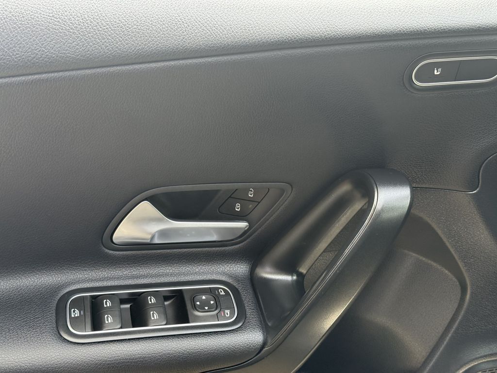 Mercedes-Benz A 180 2022