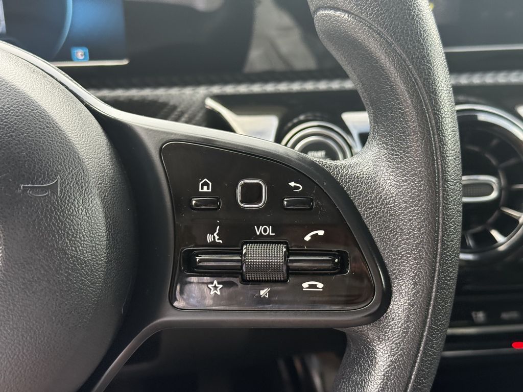 Mercedes-Benz A 180 2022