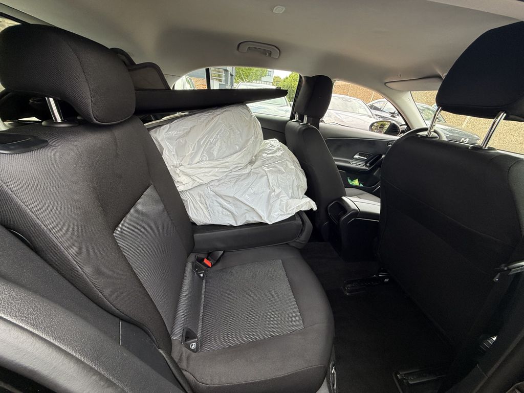 Mercedes-Benz A 180 2022