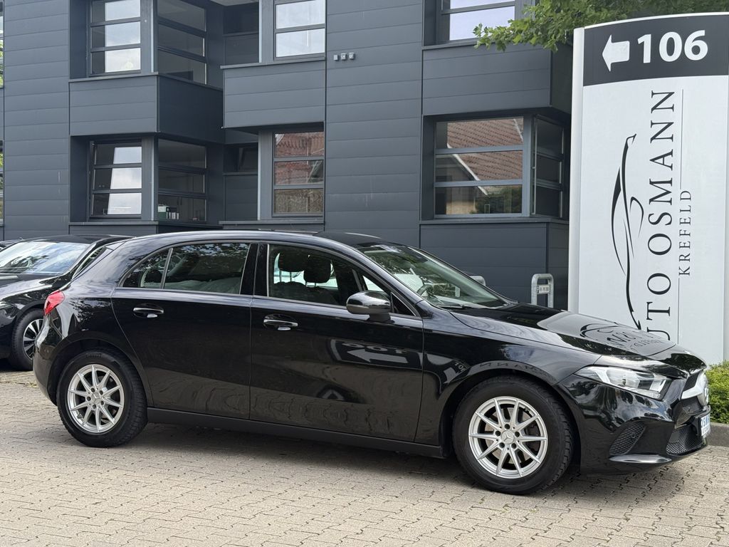Mercedes-Benz A 180 2022
