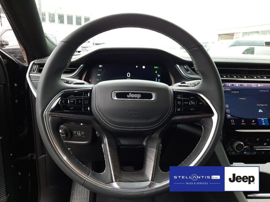 Jeep Grand Cherokee 2023