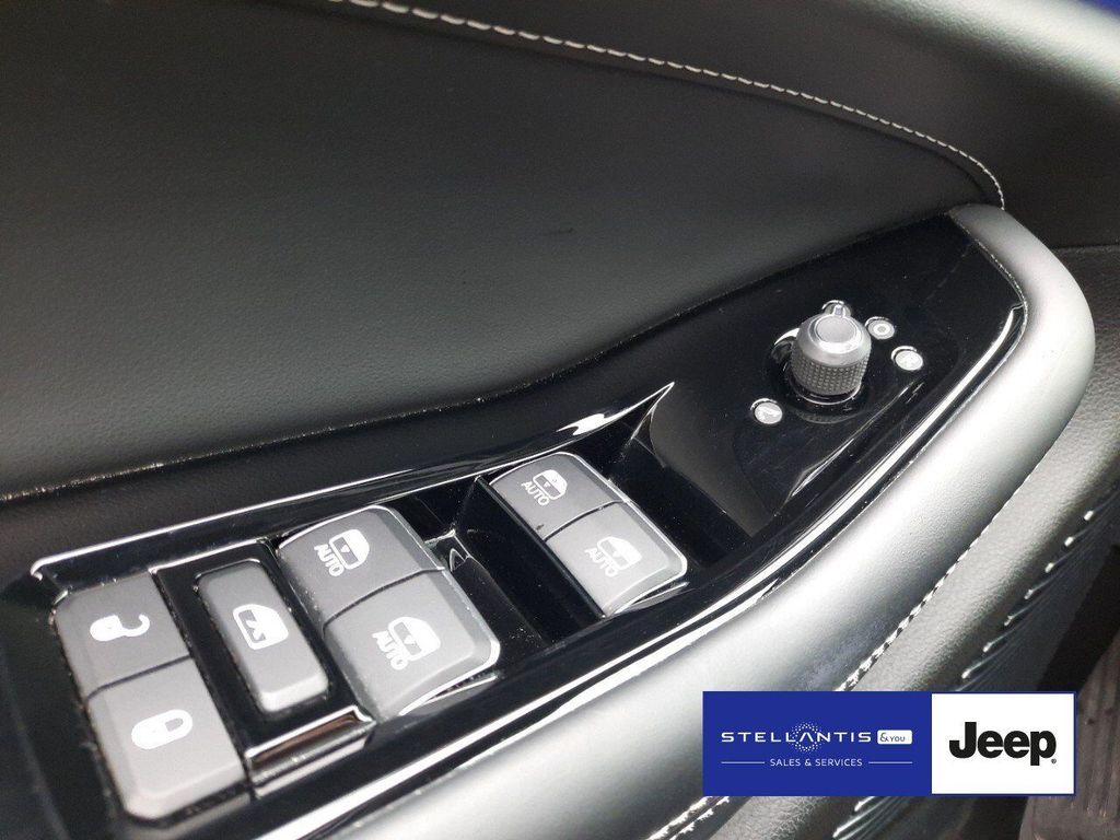 Jeep Grand Cherokee 2023