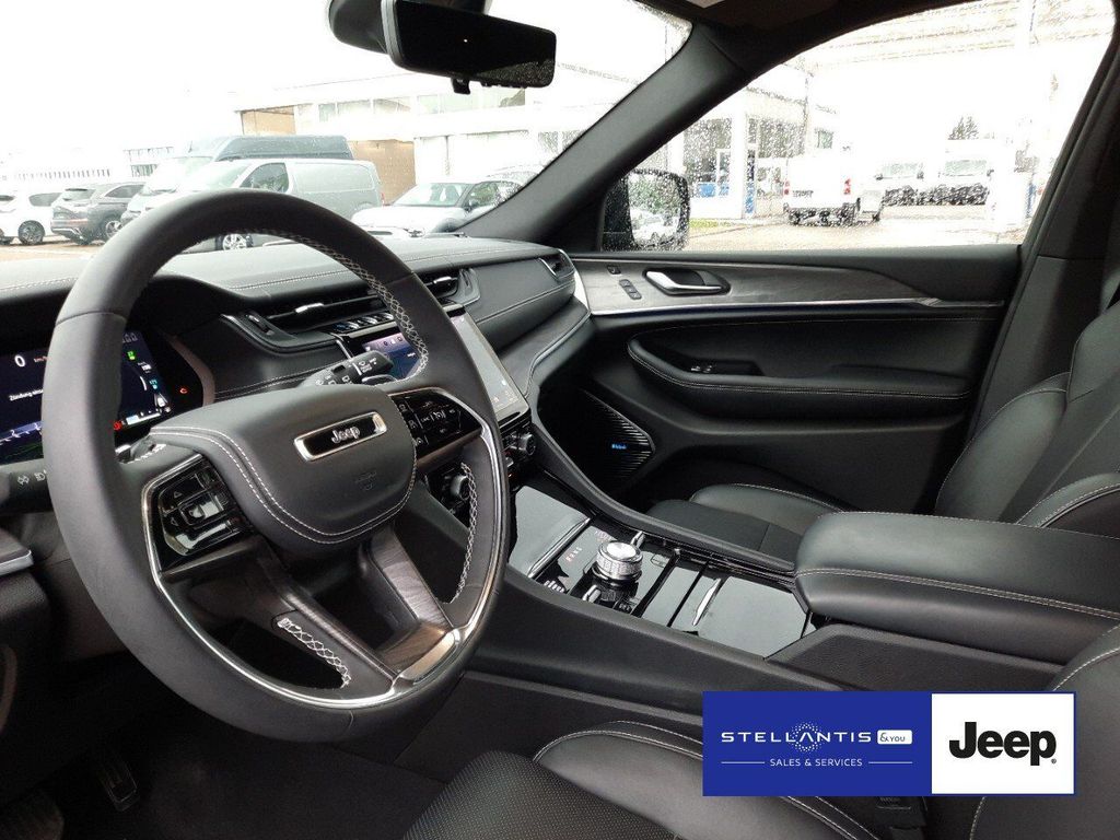 Jeep Grand Cherokee 2023