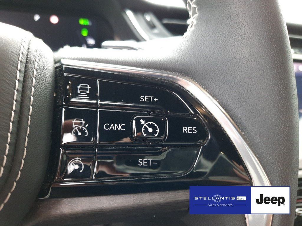 Jeep Grand Cherokee 2023