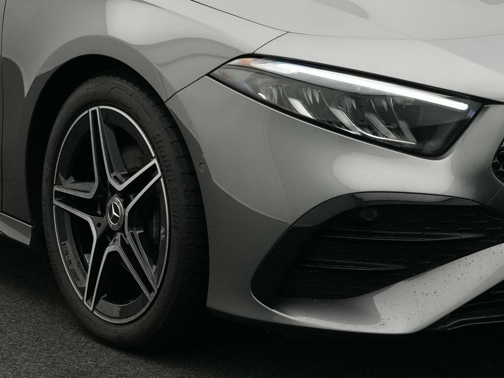 Mercedes-Benz A 180 2024