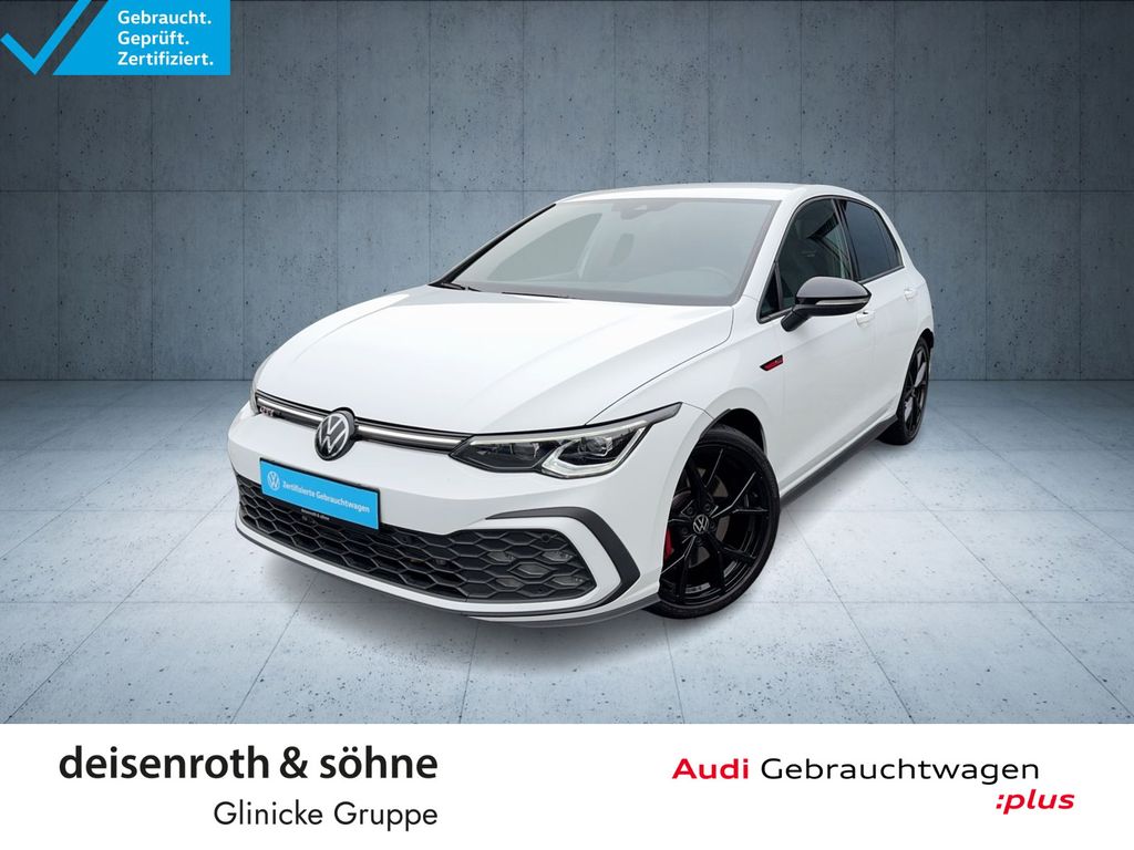 Volkswagen Golf 2024