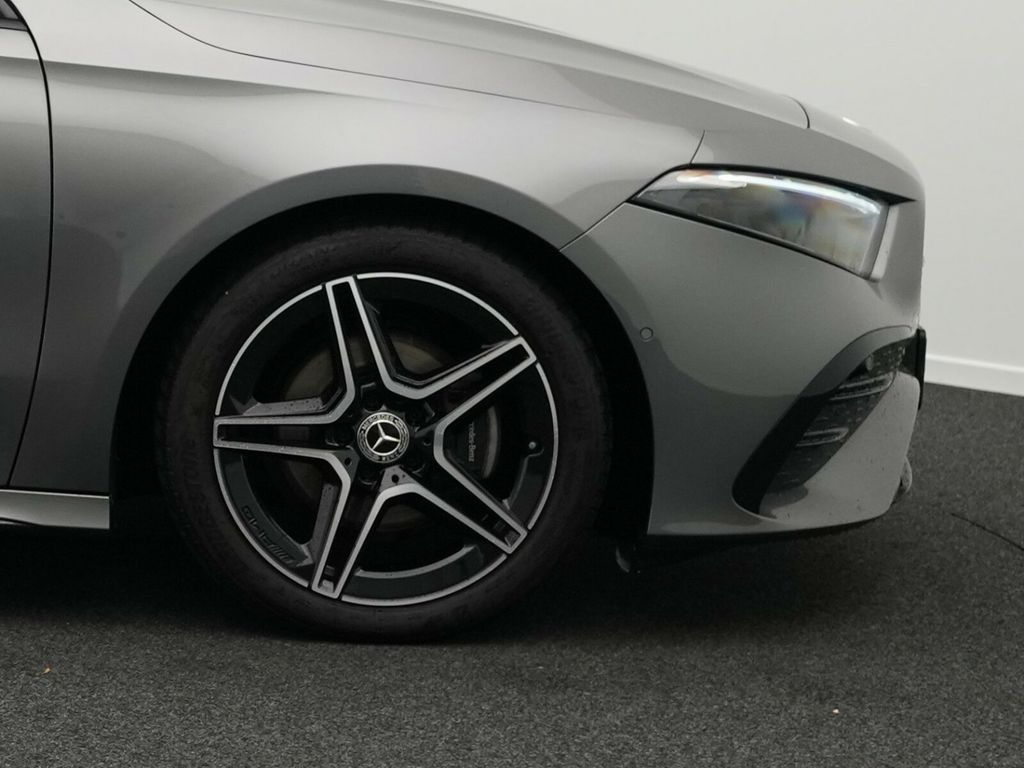 Mercedes-Benz A 180 2024