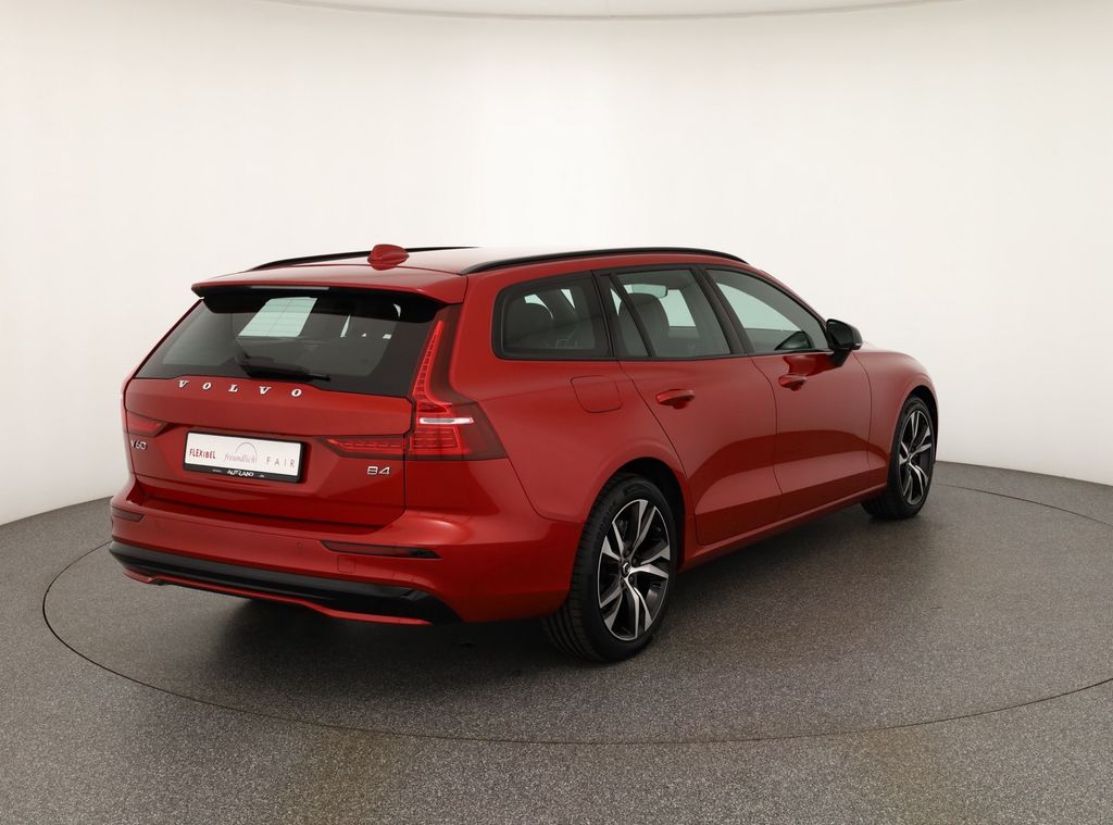 Volvo V60 2023