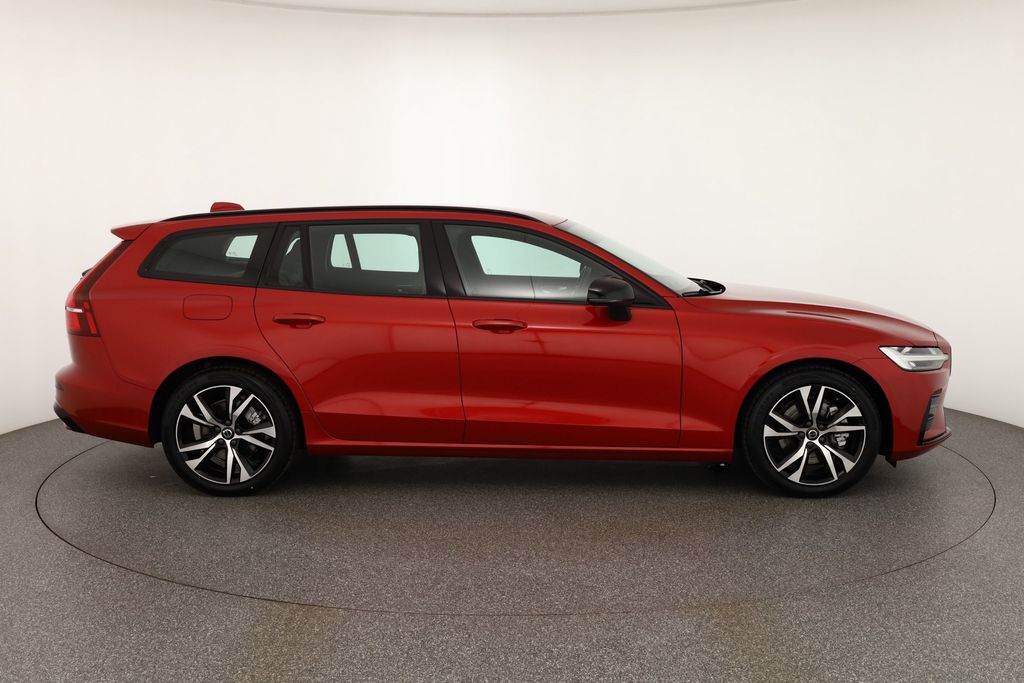 Volvo V60 2023