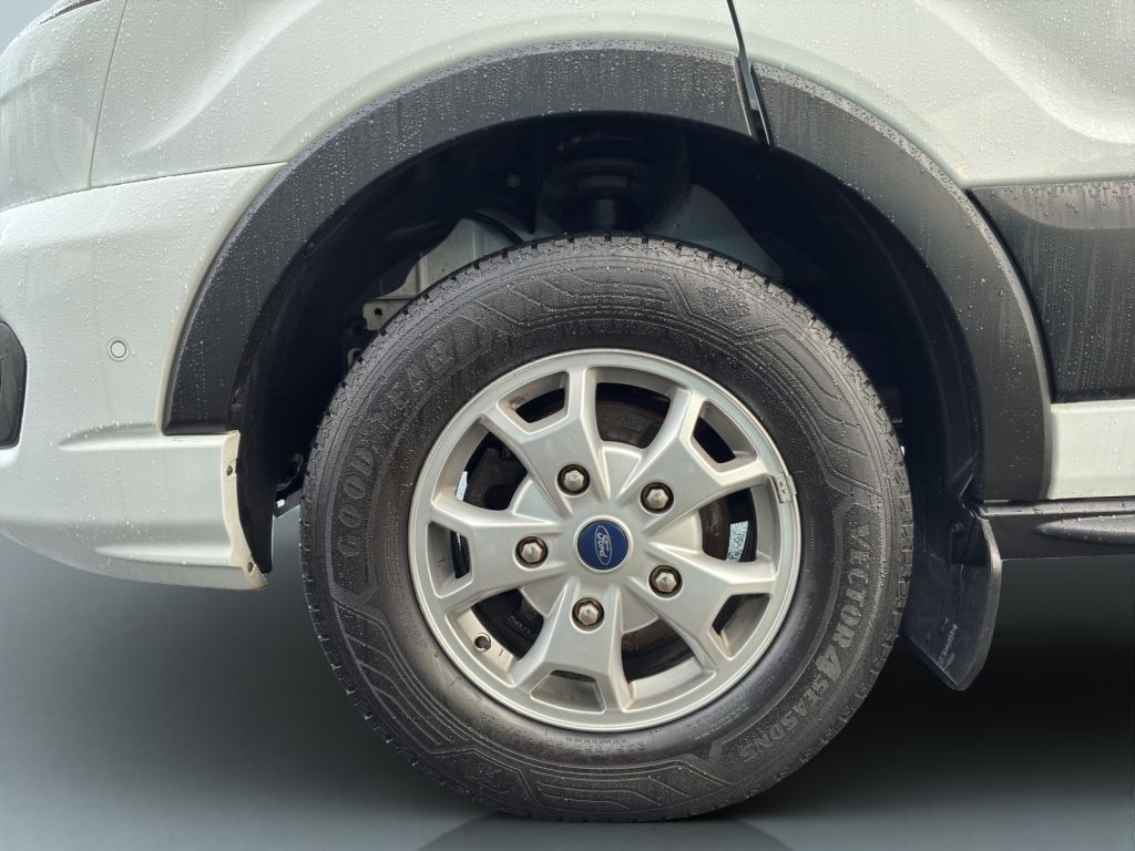 Ford Transit 2021