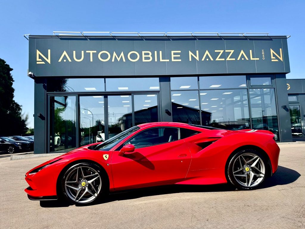 Ferrari F8 2021