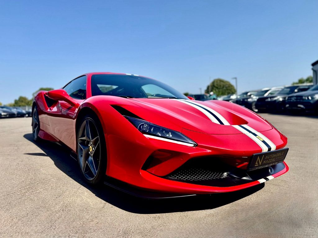 Ferrari F8 2021