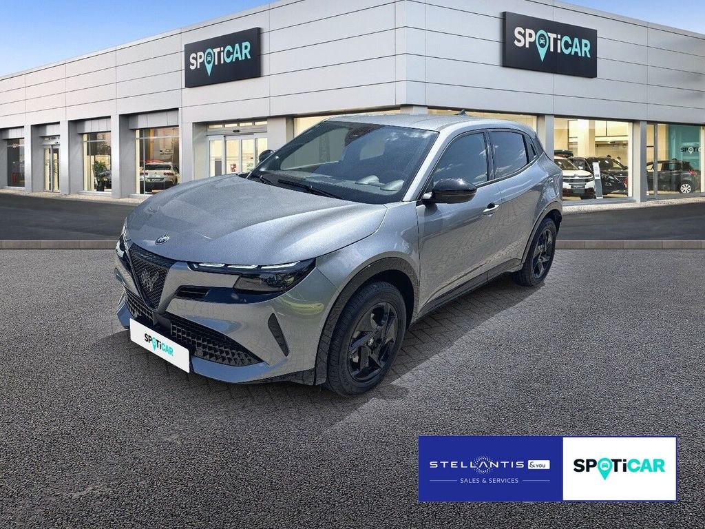 Alfa Romeo Junior 2025