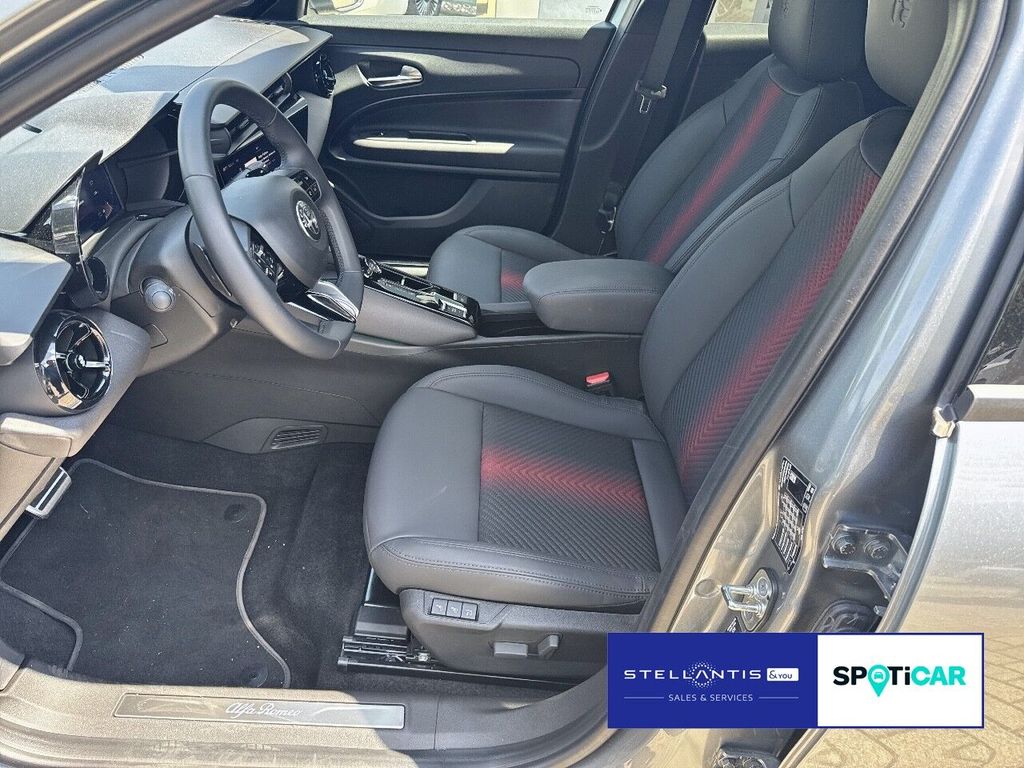 Alfa Romeo Junior 2025