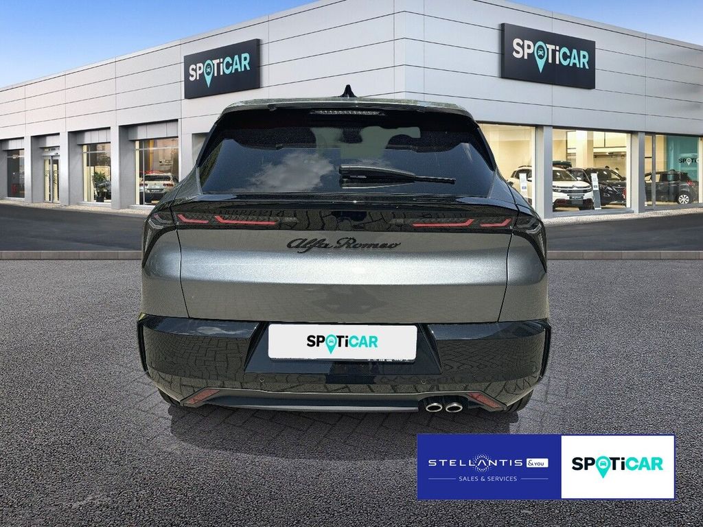 Alfa Romeo Junior 2025