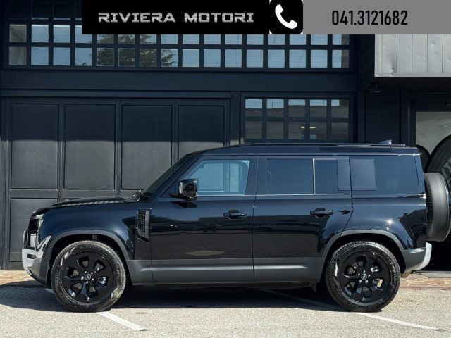 Land Rover Defender 2025