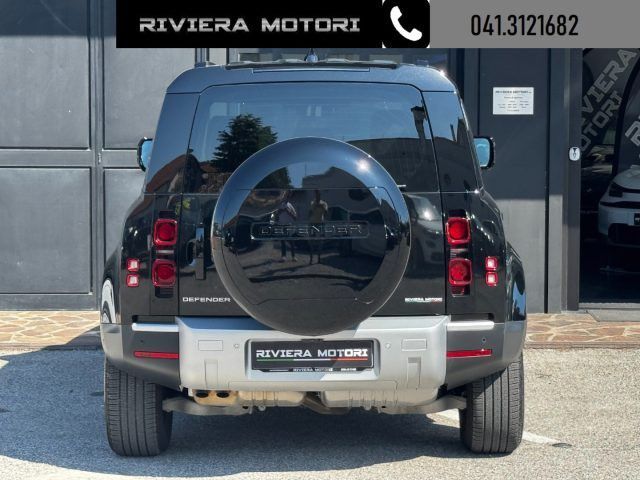 Land Rover Defender 2025