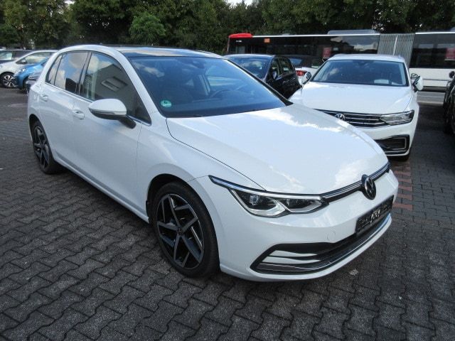 Volkswagen Golf 2021