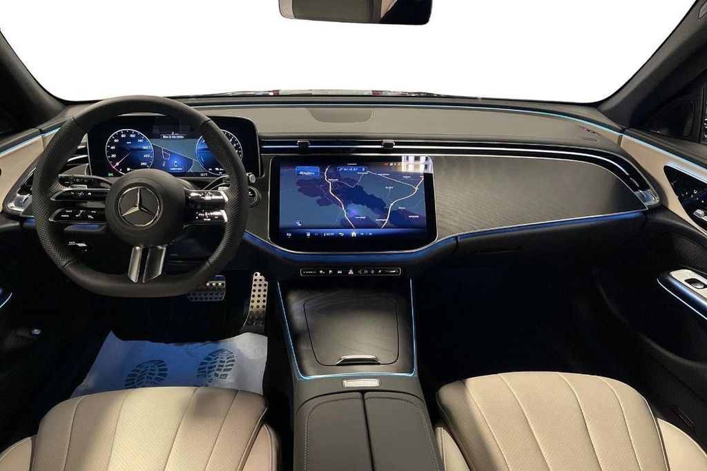 Mercedes-Benz E 300 2025