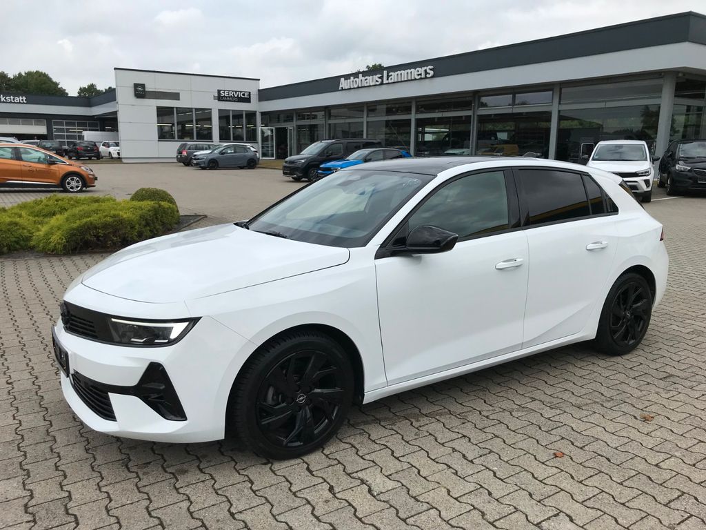 Opel Astra 2024