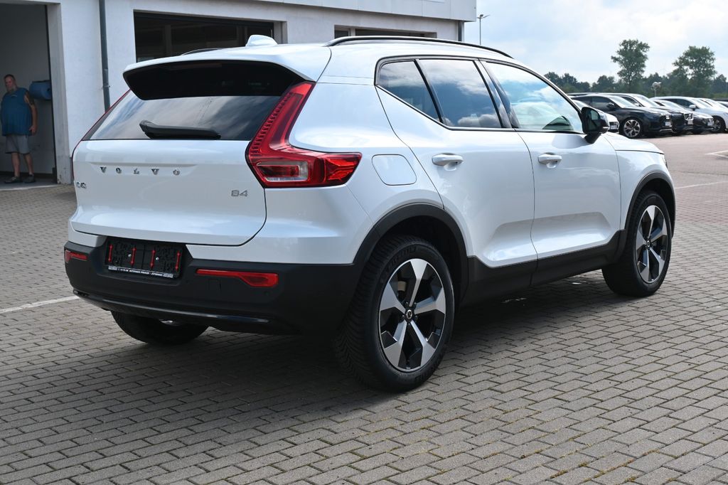 Volvo XC40 2024
