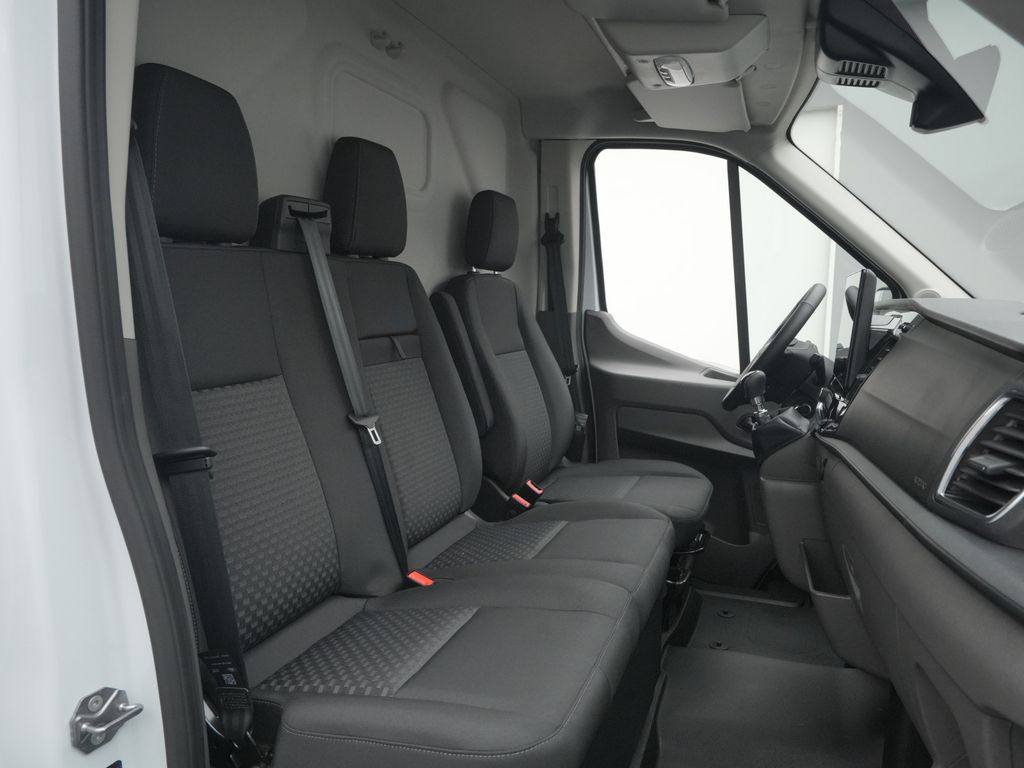 Ford Transit 2025