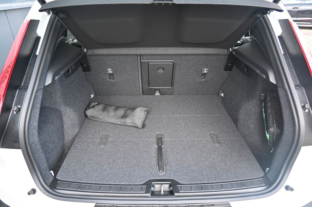 Volvo XC40 2024